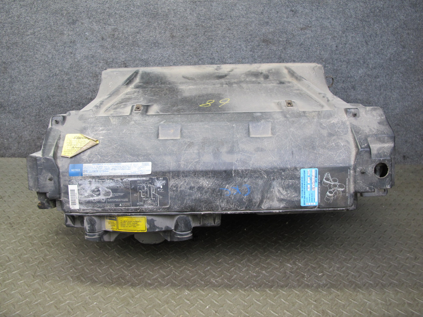 90-93 Chevrolet Corvette C4 A/T Engine Radiator AC Condenser Fan Shroud Assy OEM