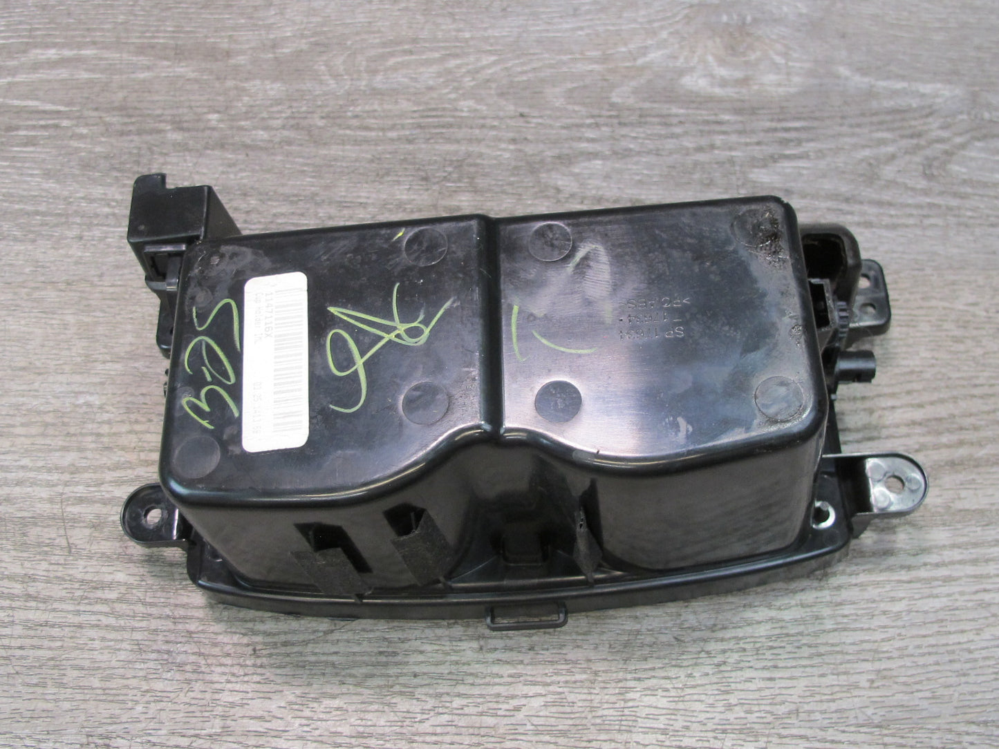 2013-2020 Infiniti JX35 QX60 Front Center Console CUP Holder