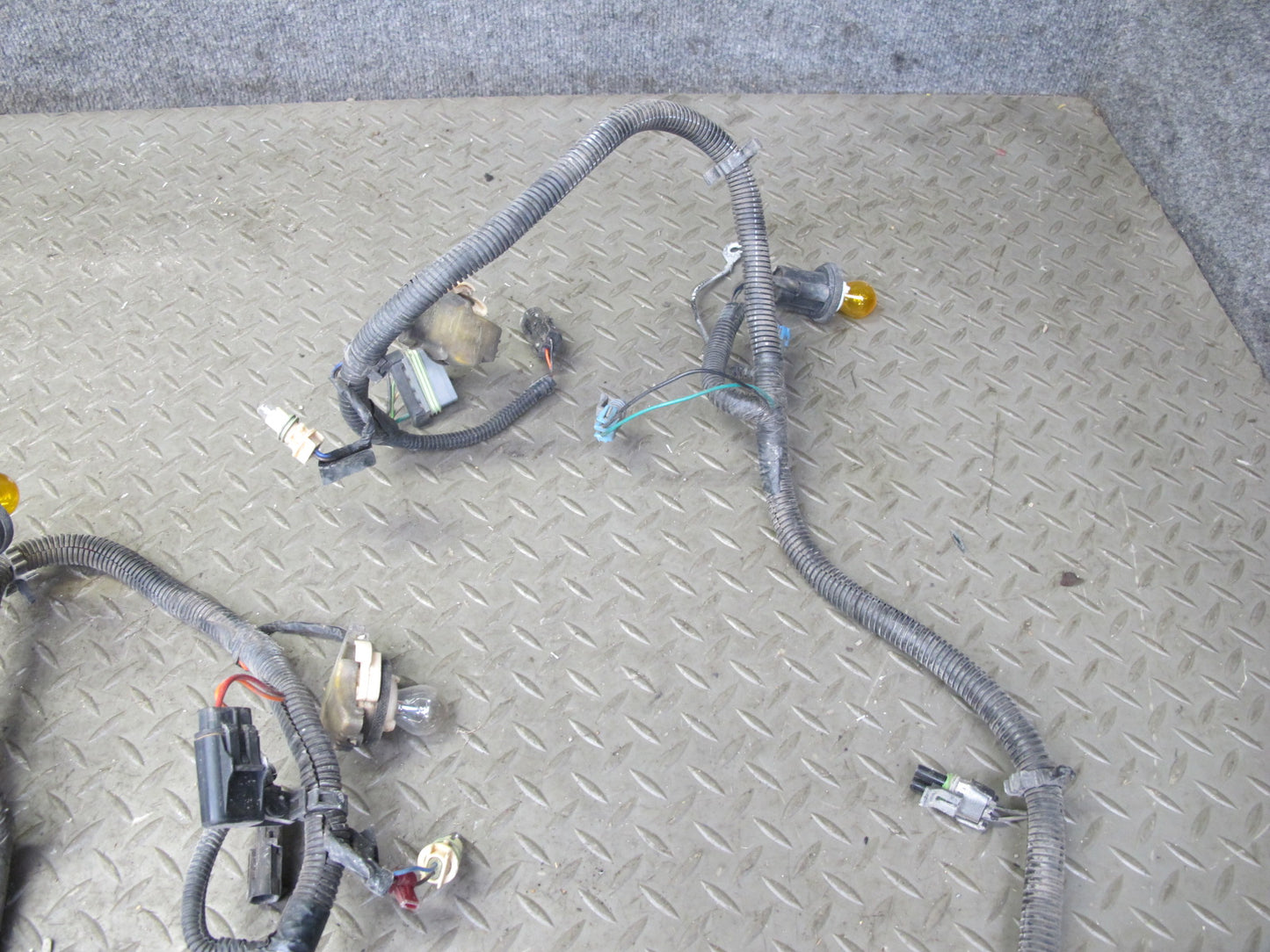 1991 Chevrolet Corvette C4 Front Bumper Headlight Wire Wiring Harness OEM