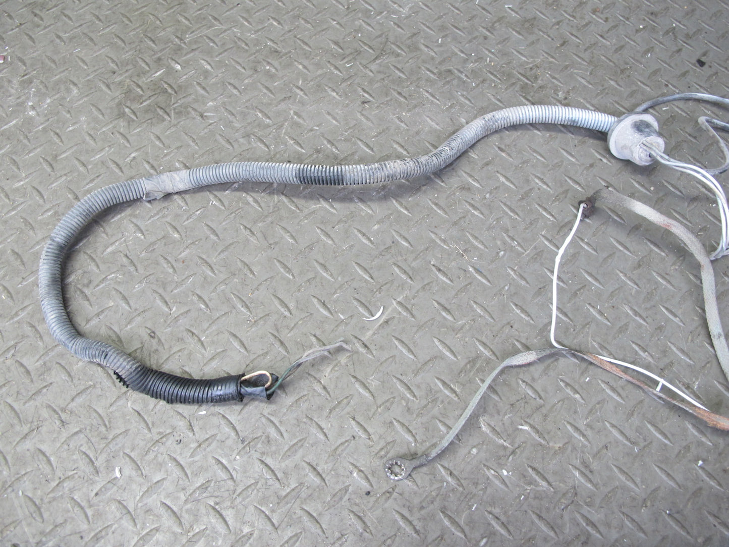 1991 Chevrolet Corvette C4 Rear Bumper Tail Light Wire Wiring Harness OEM