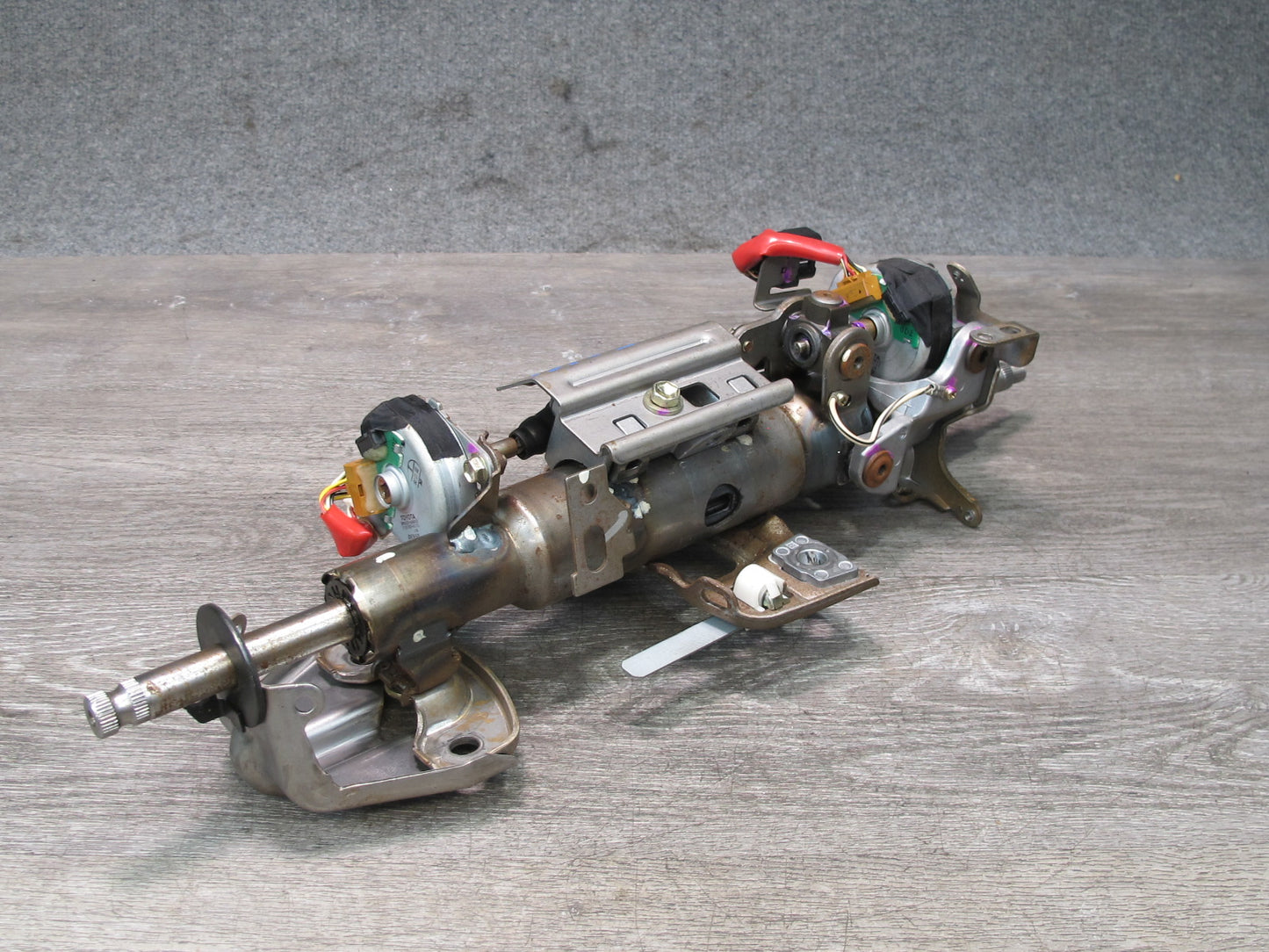 1998-2002 Lexus J100 LX470 Steering Column Assembly