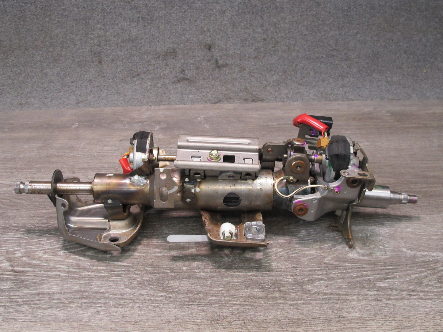 1998-2002 Lexus J100 LX470 Steering Column Assembly