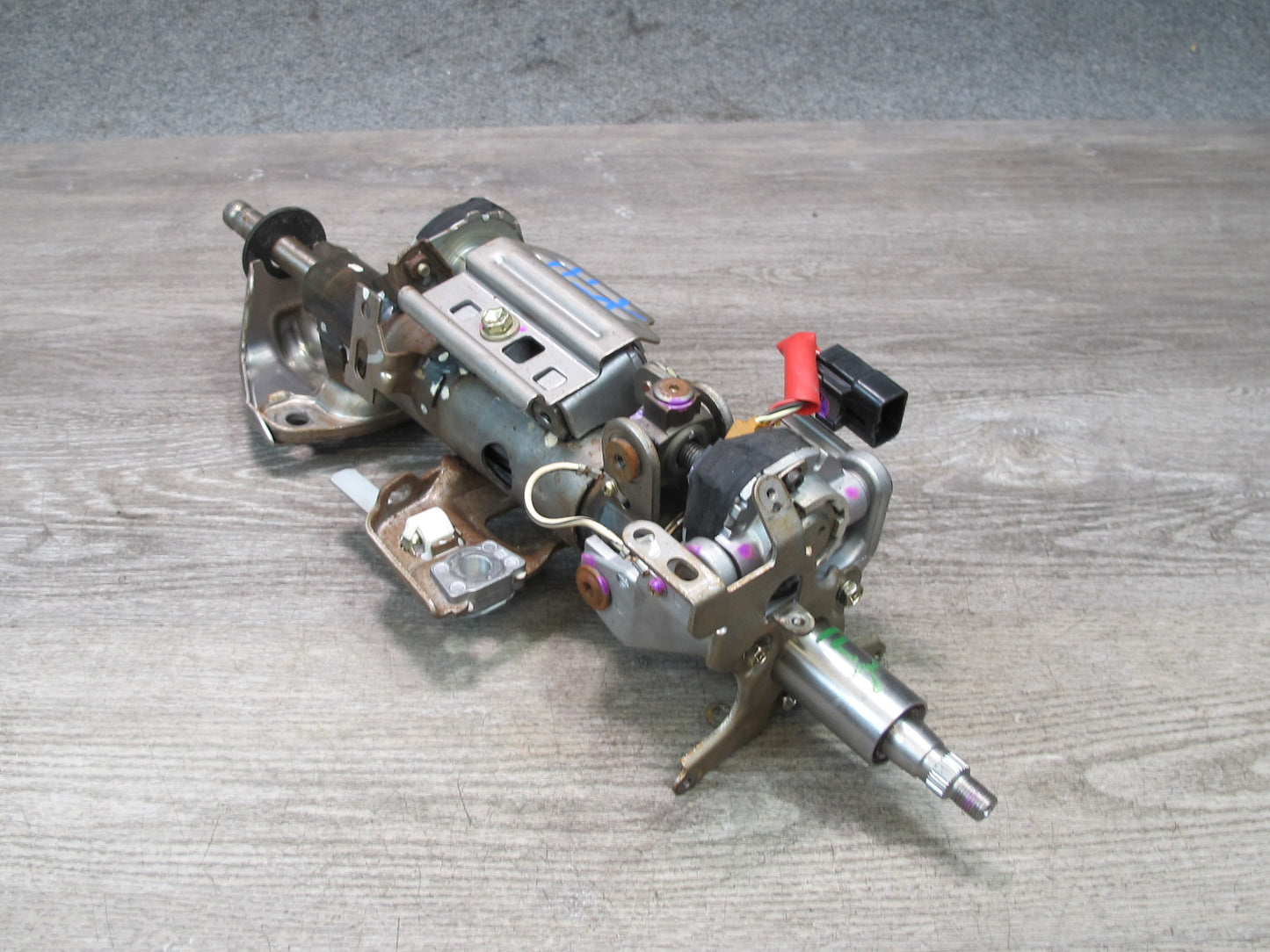 1998-2002 Lexus J100 LX470 Steering Column Assembly