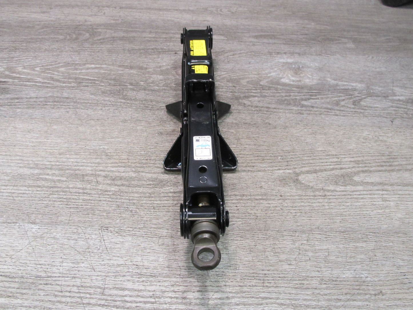 01-06 Lexus UCF30L LS430 Emergency Spare Tire Lift Jack w TOW Hook & Foam OEM