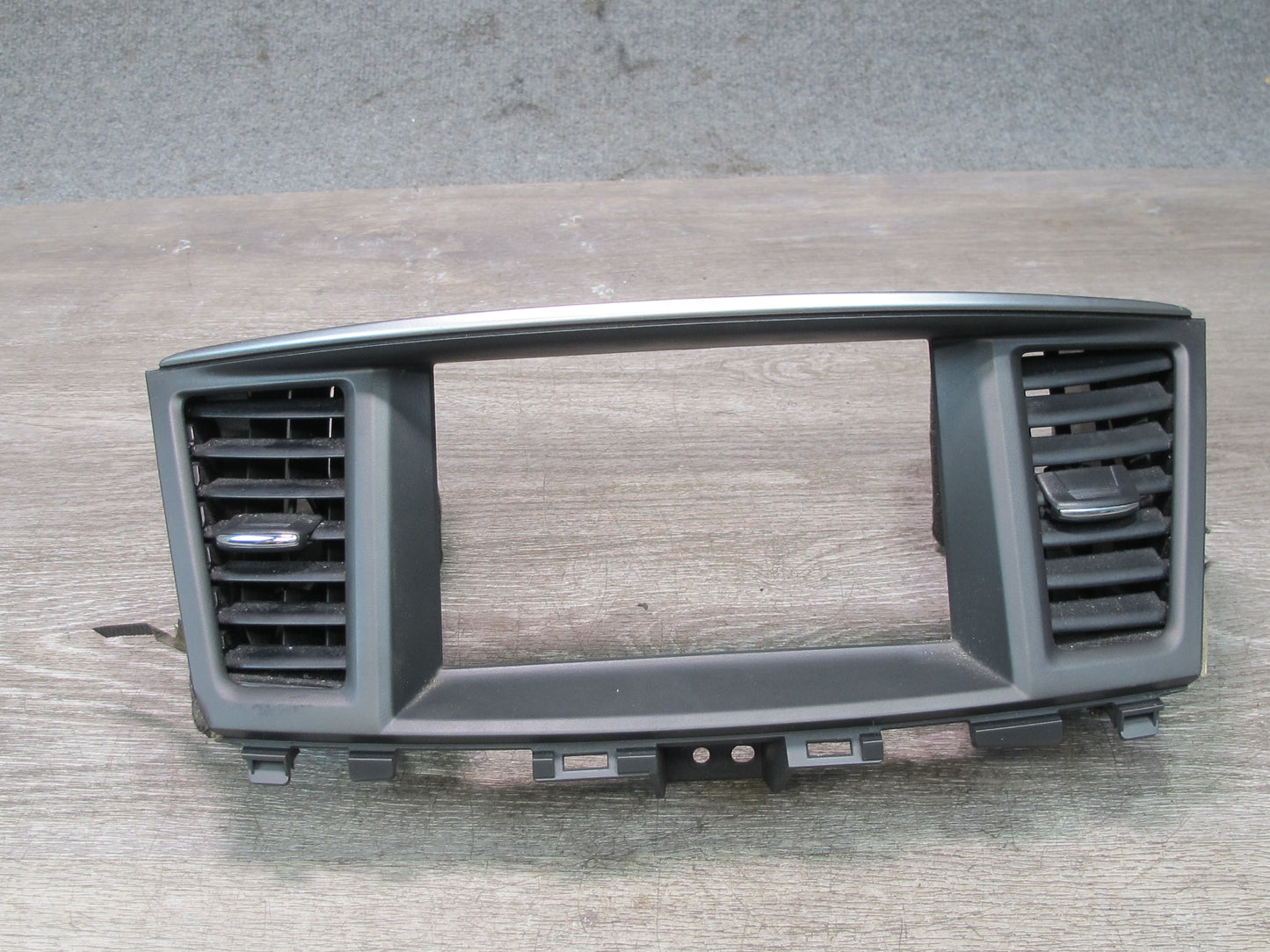 2013-2020 Infiniti JX35 QX60 Dash Front Center Air Vent Display Trim Bezel Panel