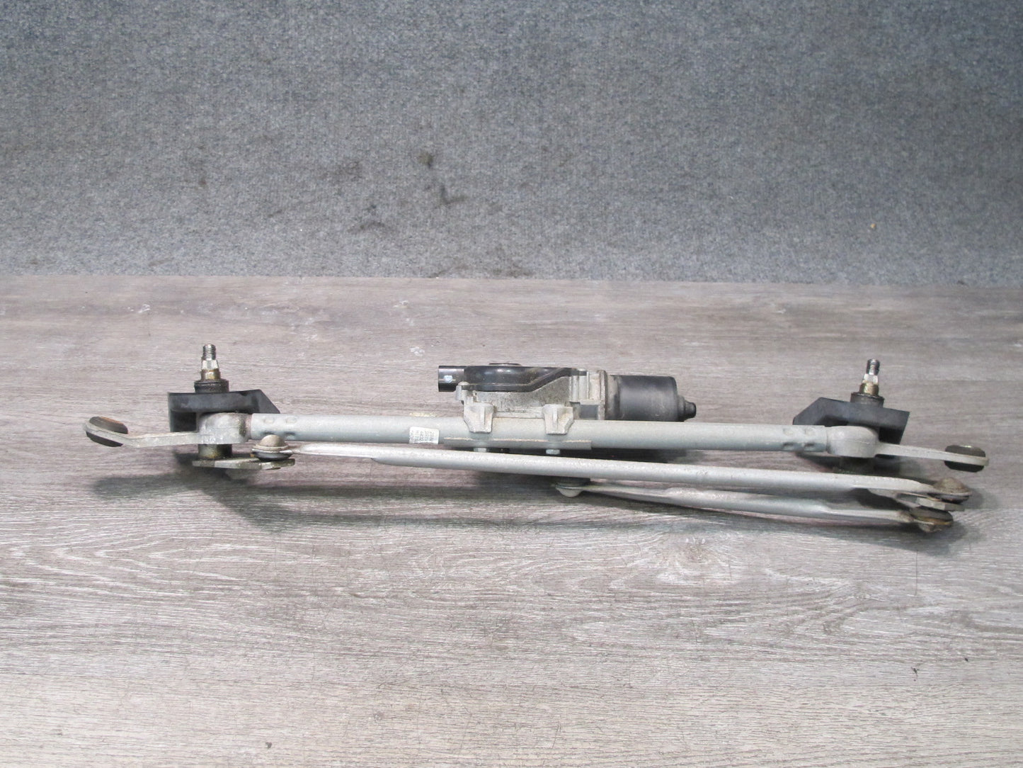 2013-2020 Infiniti JX35 QX60 Windshield Wiper Transmission Linkage w Motor