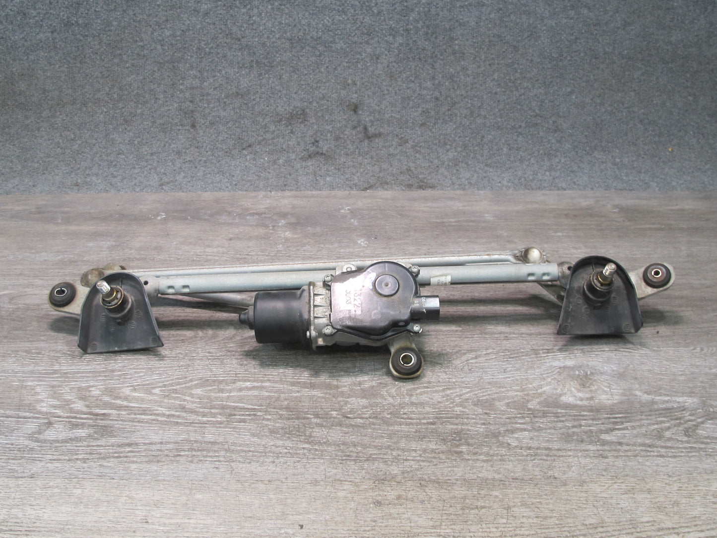 2013-2020 Infiniti JX35 QX60 Windshield Wiper Transmission Linkage w Motor
