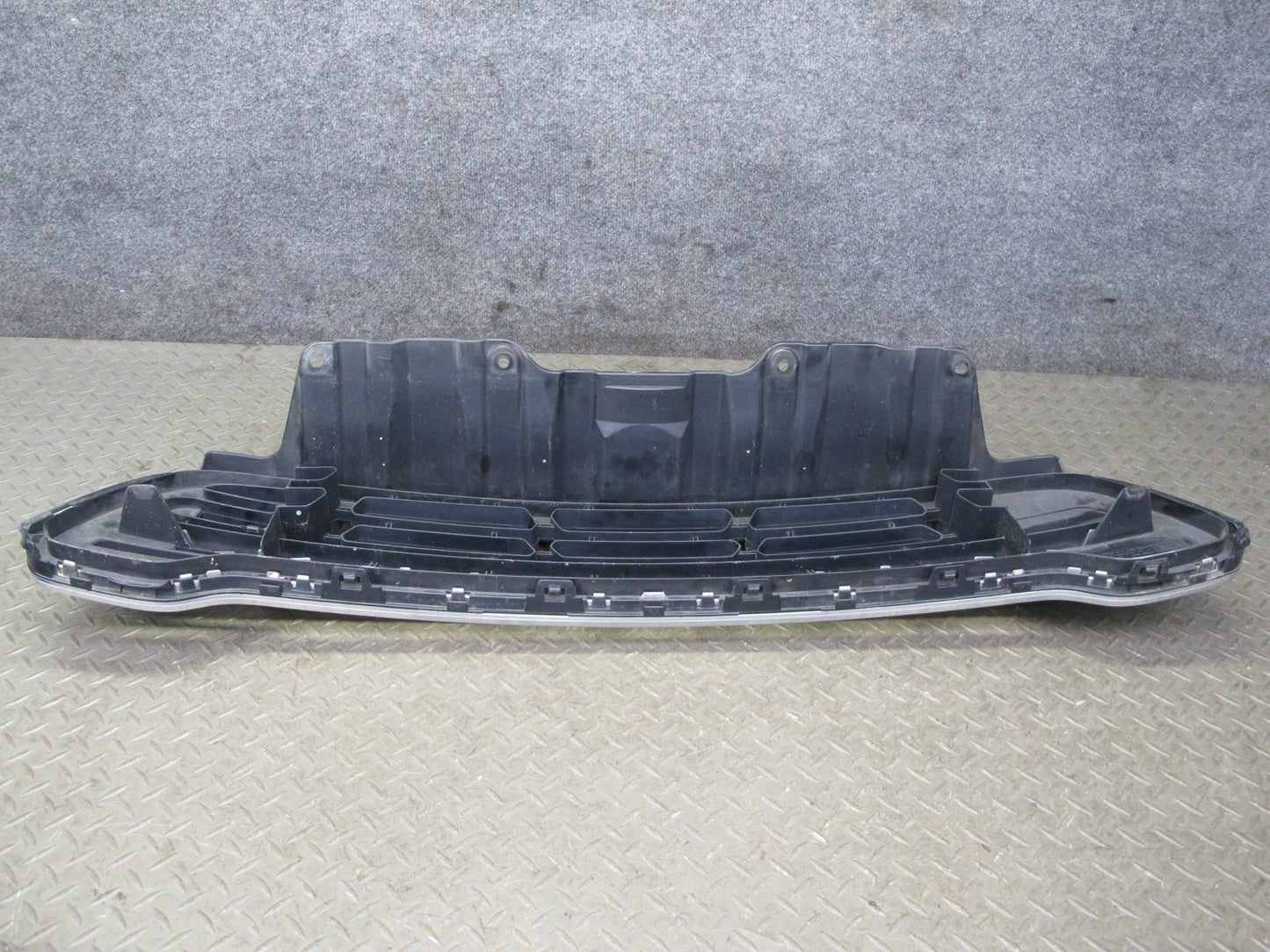 14-15 Mini Cooper S R60 Countryman Front Bumper Upper Grille Insert 9812759 OEM
