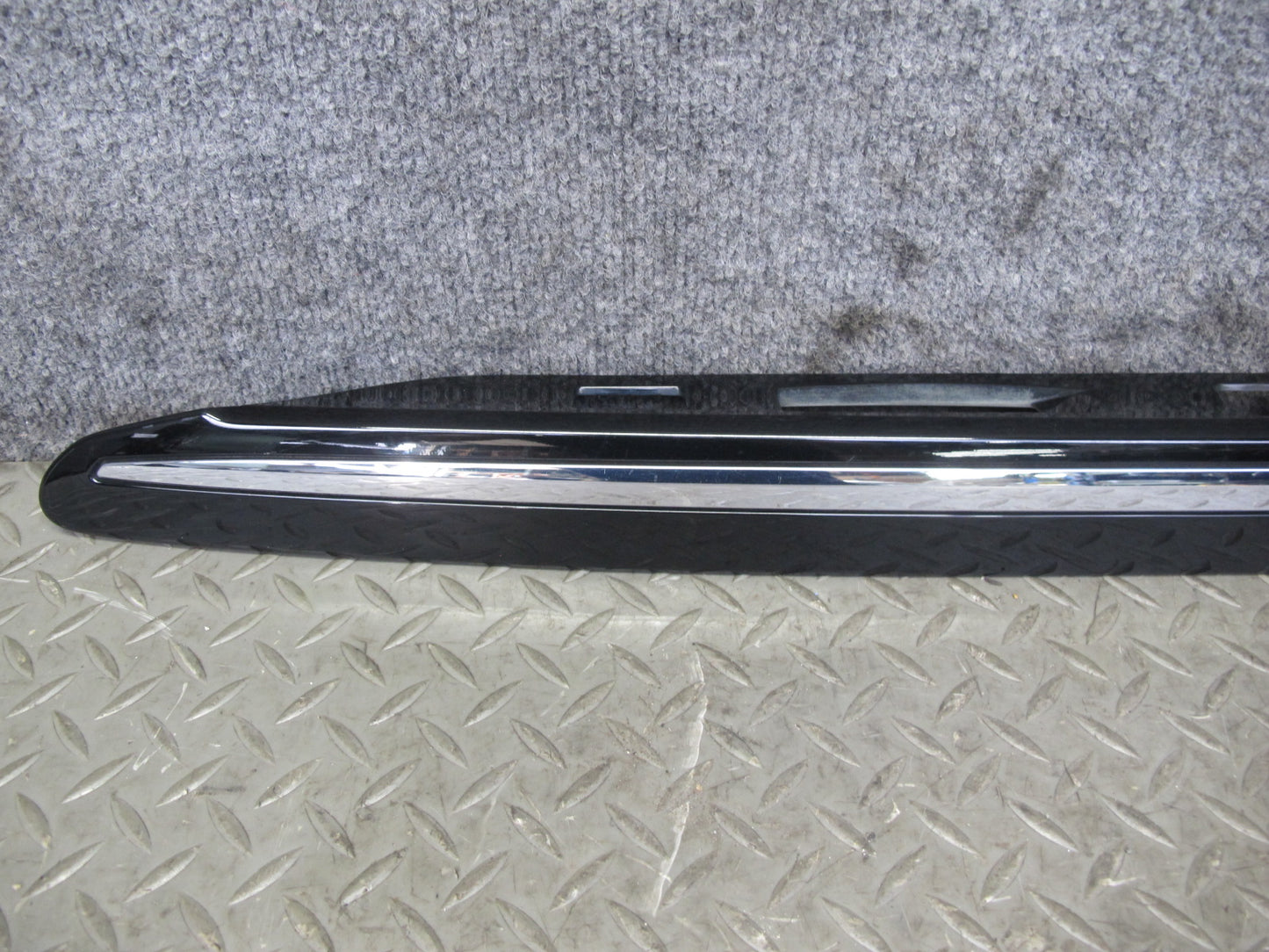 04-06 Lexus UCF30L LS430 Rear Trunk License Light Trim Molding Cover Panel OEM
