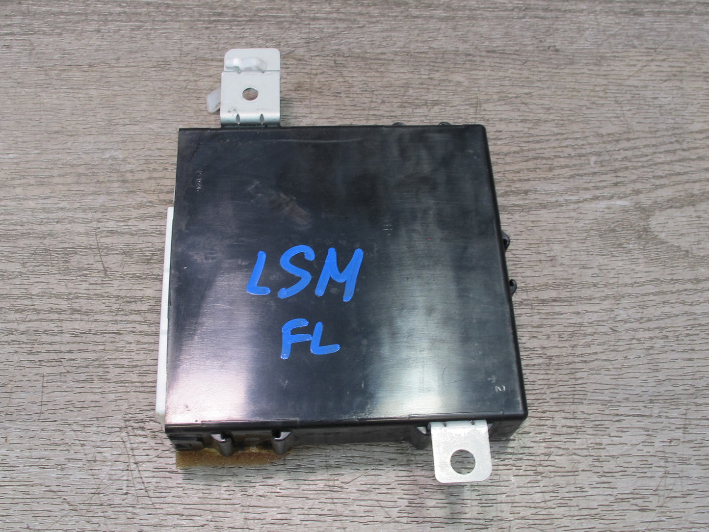 04-06 Lexus LS430 UCF30L Front Left Door Multiplex Control Module OEM