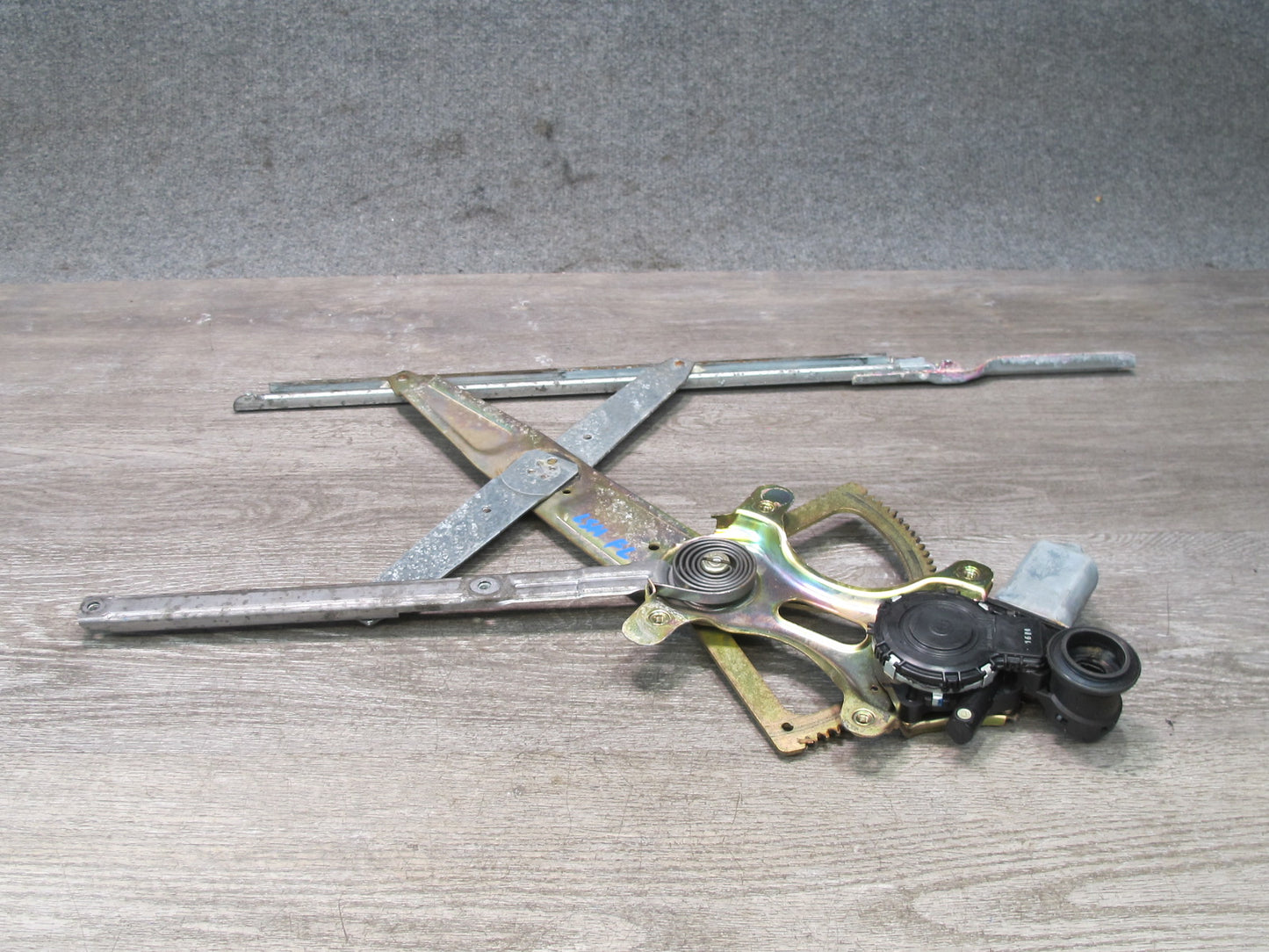 01-06 Lexus UCF30L LS430 Front Left Driver Door Window Regulator w Motor OEM