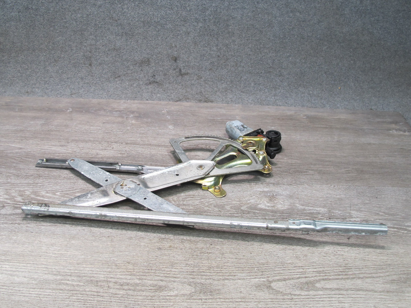 01-06 Lexus UCF30L LS430 Front Right Pass Door Window Regulator w Motor OEM