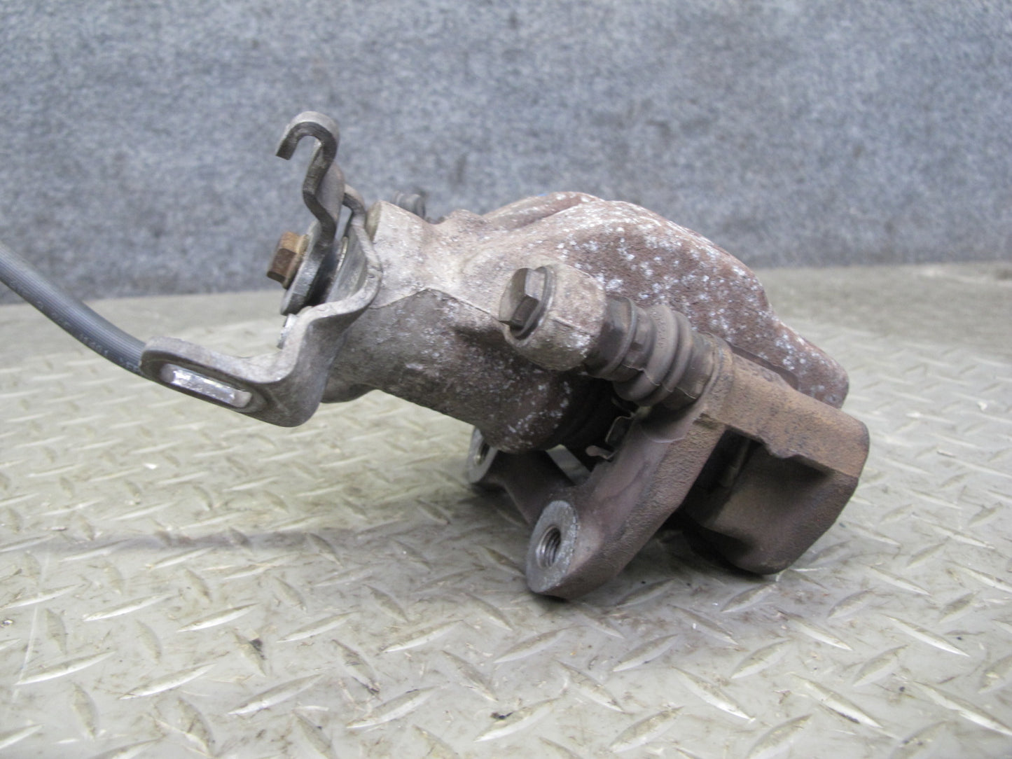 11-15 Mini Cooper S R60 R61 Countryman Set of 2 Rear Brake Caliper OEM