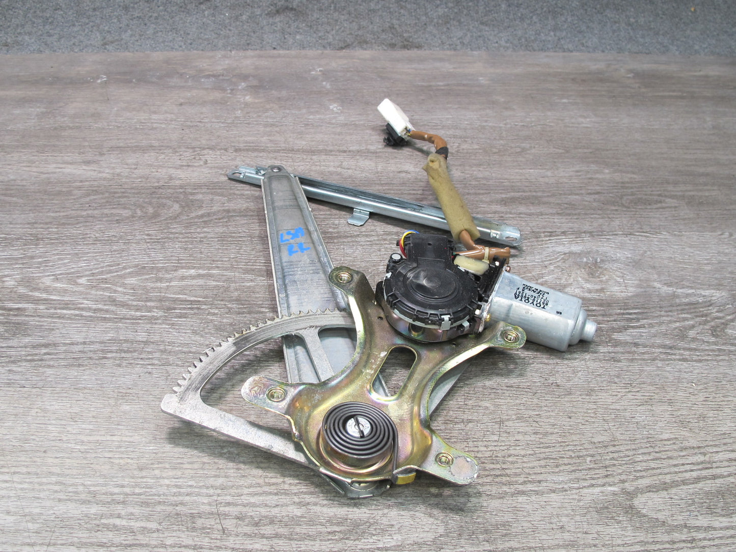01-06 Lexus UCF30L LS430 Rear Right Door Window Regulator w Motor OEM