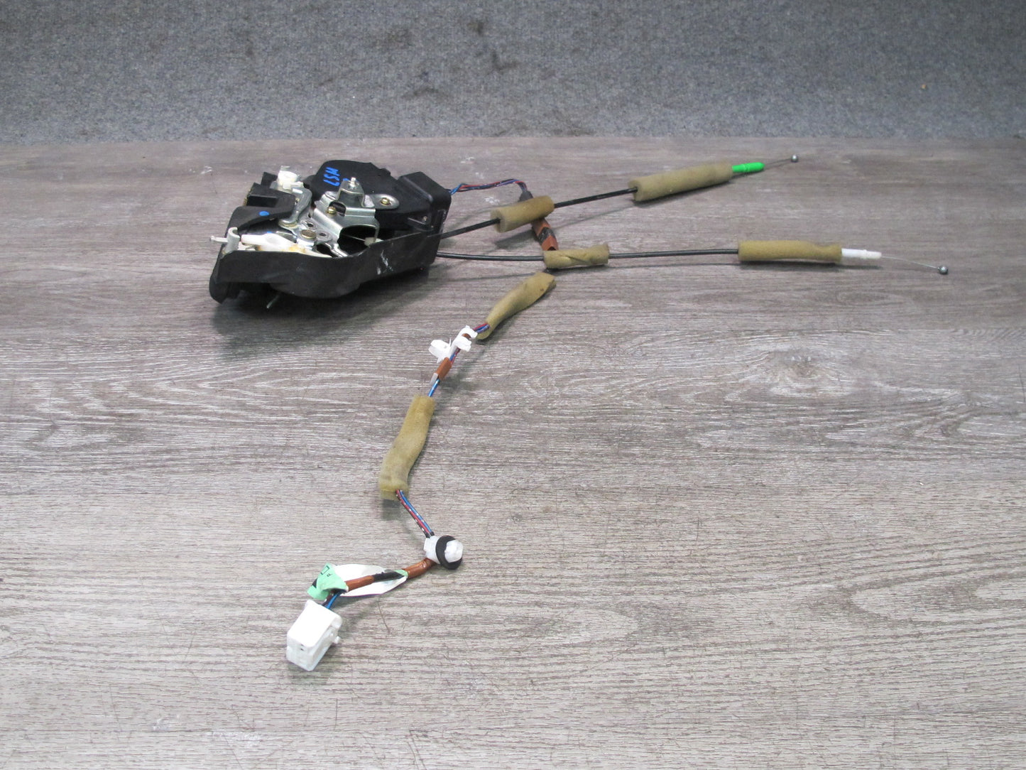 01-06 Lexus UCF30L LS430 Rear Right Door Lock Latch Actuator NO Soft Close OEM