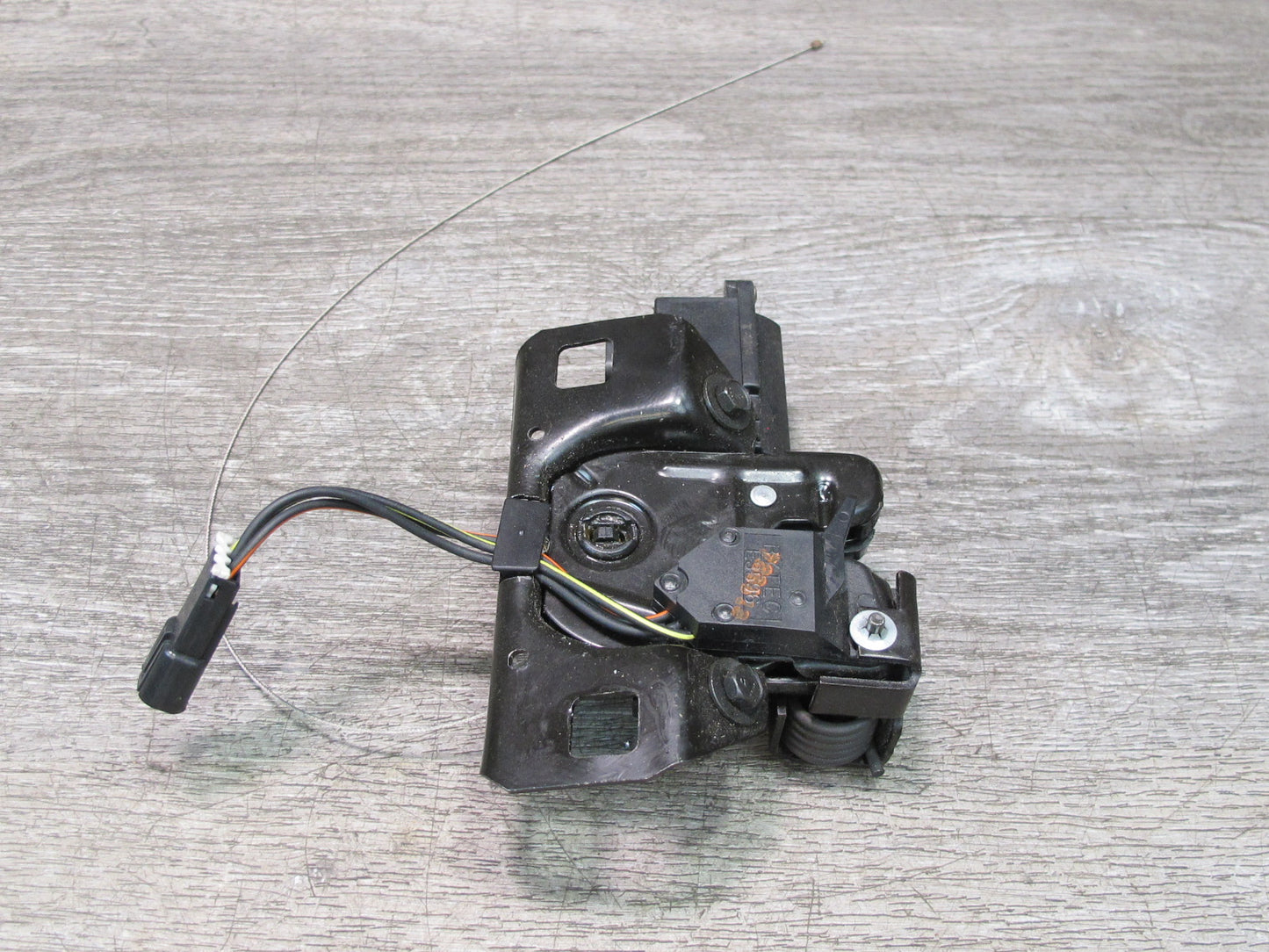 97-04 Chevrolet Corvette C5 Coupe Set of 2 Rear Trunk Hatch Lock Latch OEM