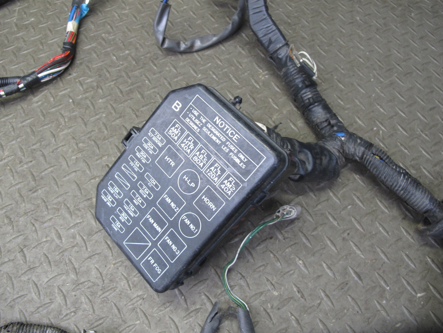 91-93 Toyota SW21L MR2 2.2L 5SFE Front Trunk Wire Wiring Harness Fuse Box OEM