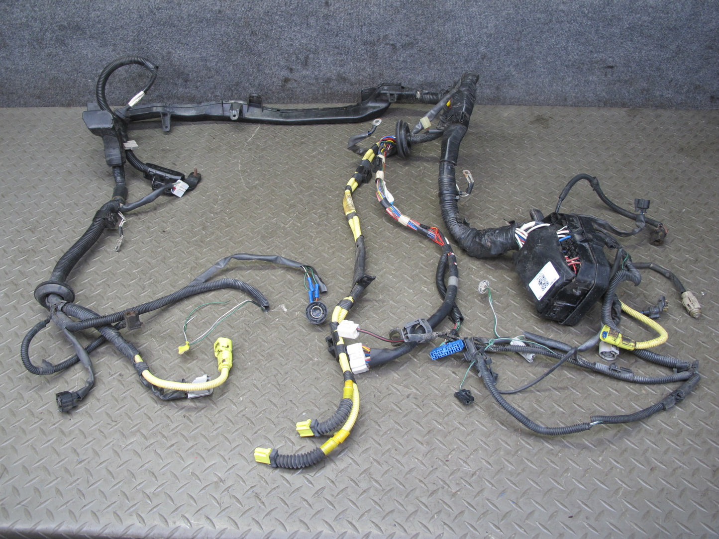 91-93 Toyota SW21L MR2 2.2L 5SFE Front Trunk Wire Wiring Harness Fuse Box OEM