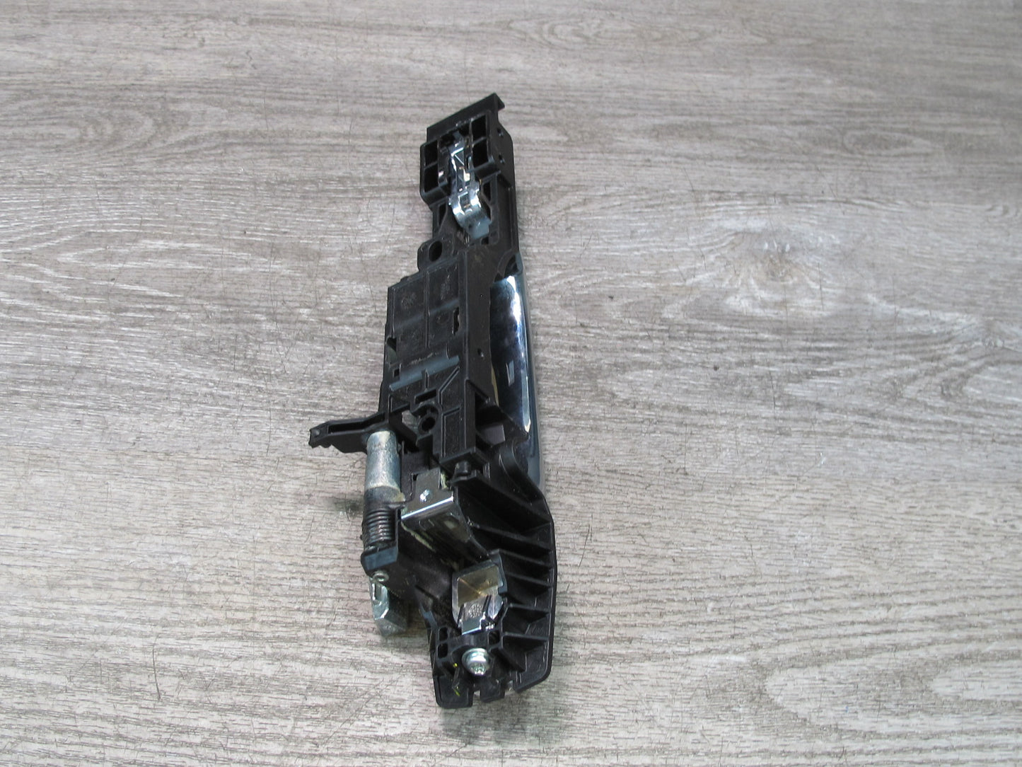 2013-2020 Infiniti JX35 QX60 Rear Left Door Exterior Handle