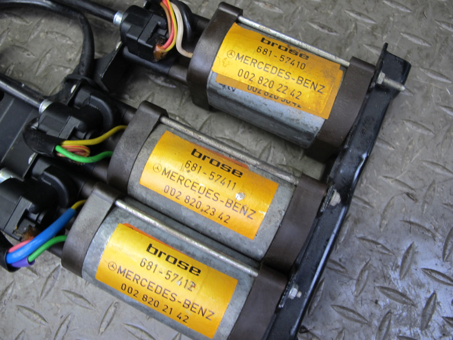 86-91 Mercedes W126 Set of 3 Front Right Seat Adjust Motor OEM