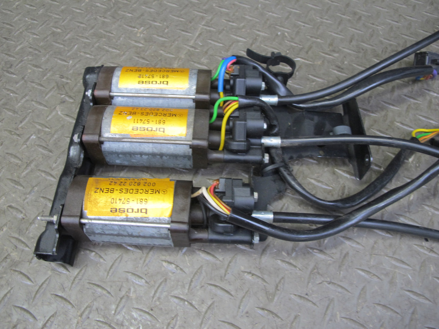 86-91 Mercedes W126 Set of 3 Front Right Seat Adjust Motor OEM