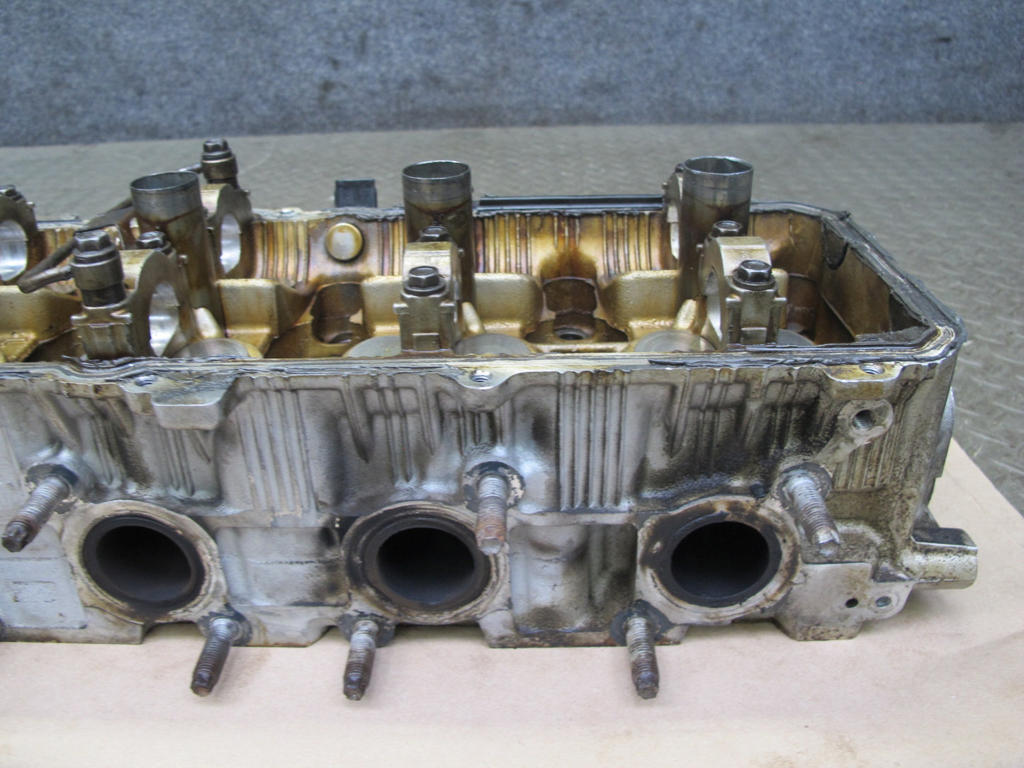 01-06 Lexus LS430 UCF30L 4.3L 3UZFE Left Engine Cylinder Head 120K Miles OEM