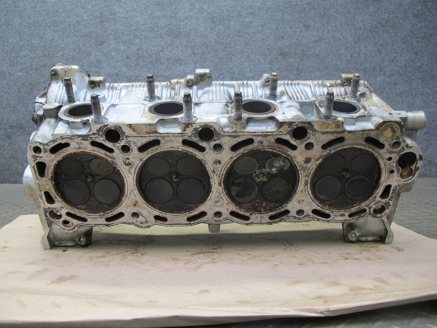 01-06 Lexus LS430 UCF30L 4.3L 3UZFE Left Engine Cylinder Head 120K Miles OEM