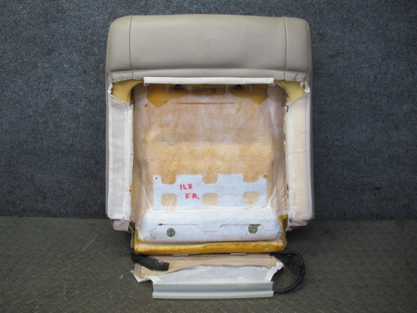1998-2002 Lexus LX470 Front Right Passenger Side Seat Upper Cushion Ivory