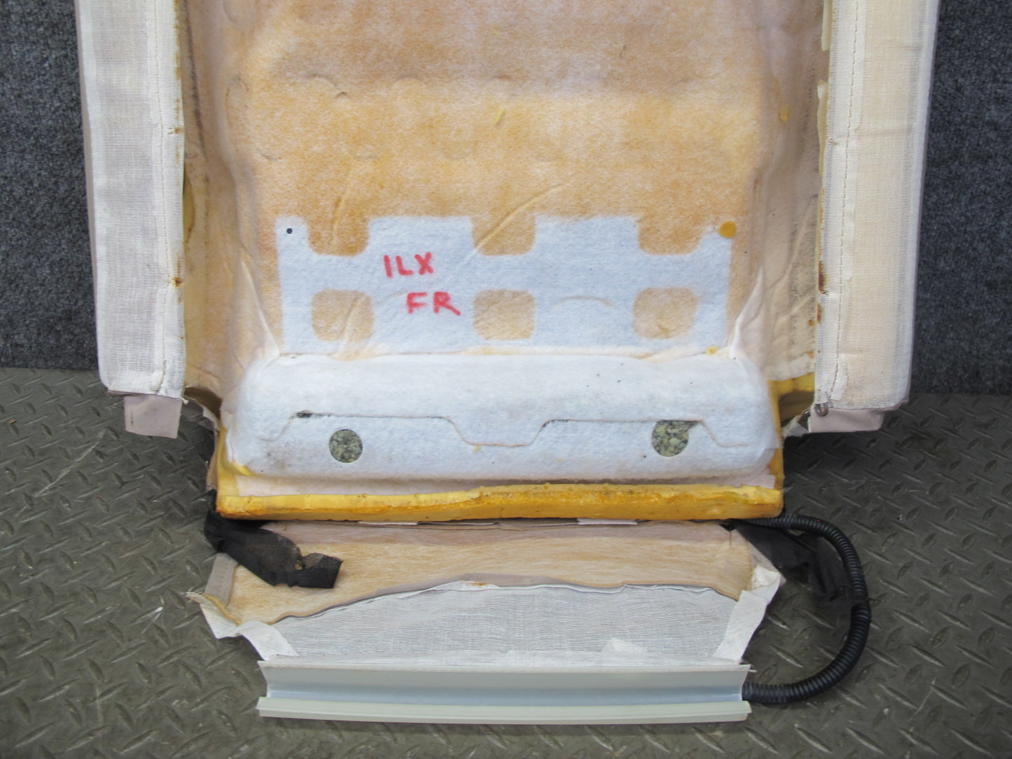 1998-2002 Lexus LX470 Front Right Passenger Side Seat Upper Cushion Ivory
