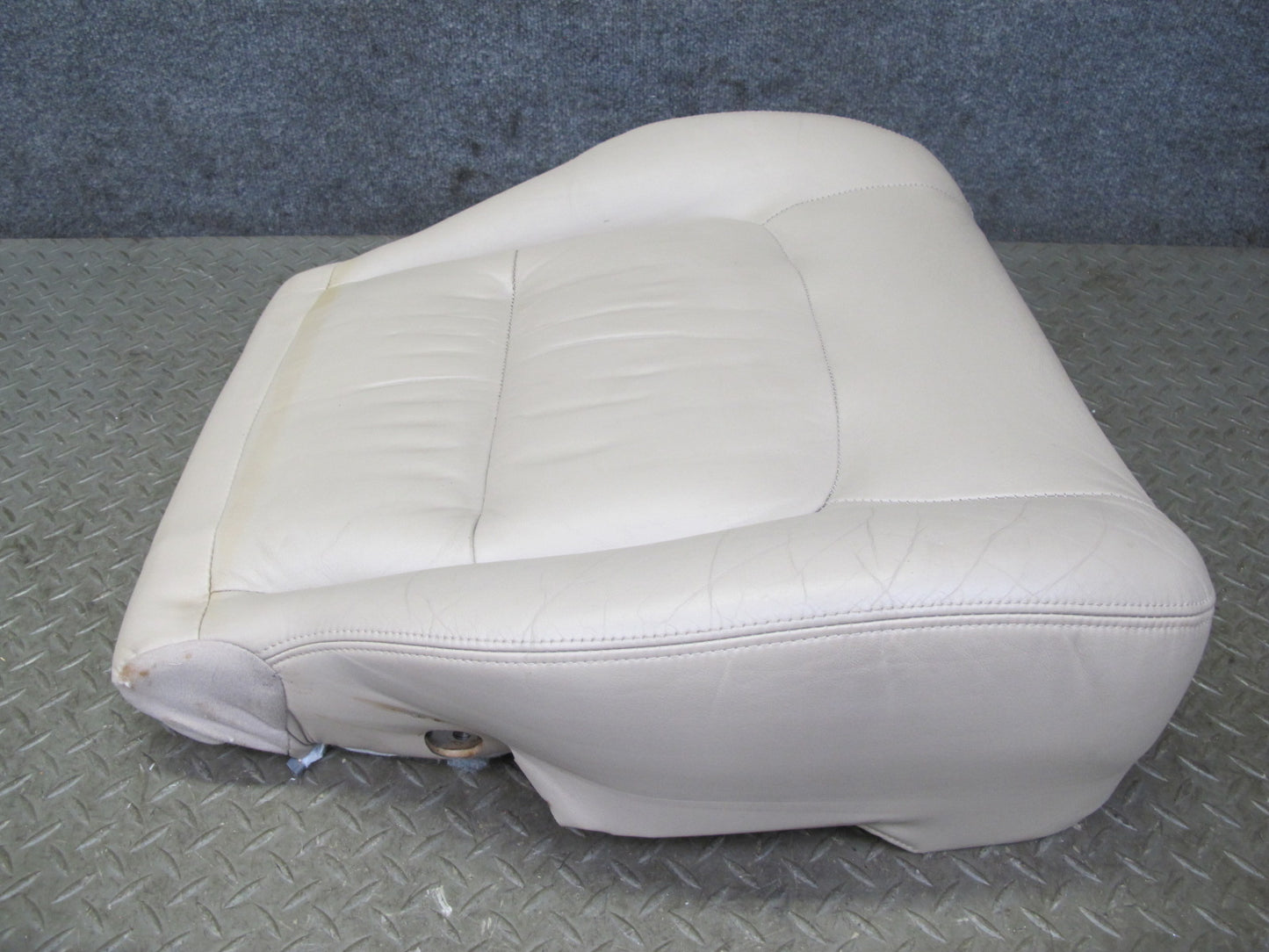 1998-2002 Lexus LX470 Front Right Passenger Side Seat Lower Cushion Ivory