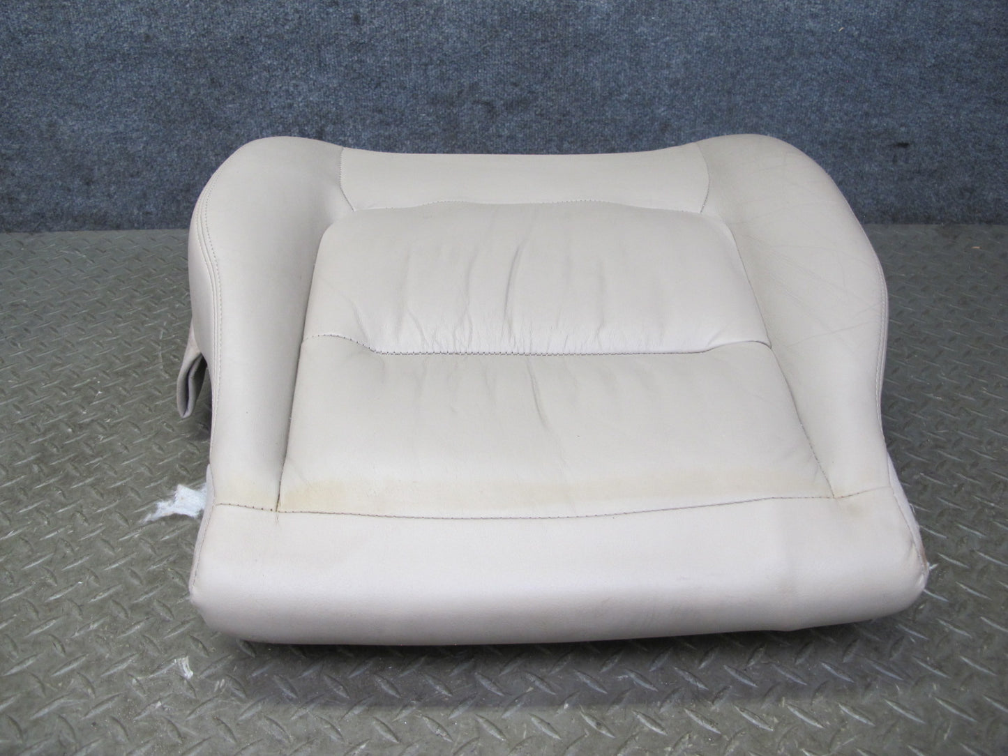 1998-2002 Lexus LX470 Front Right Passenger Side Seat Lower Cushion Ivory