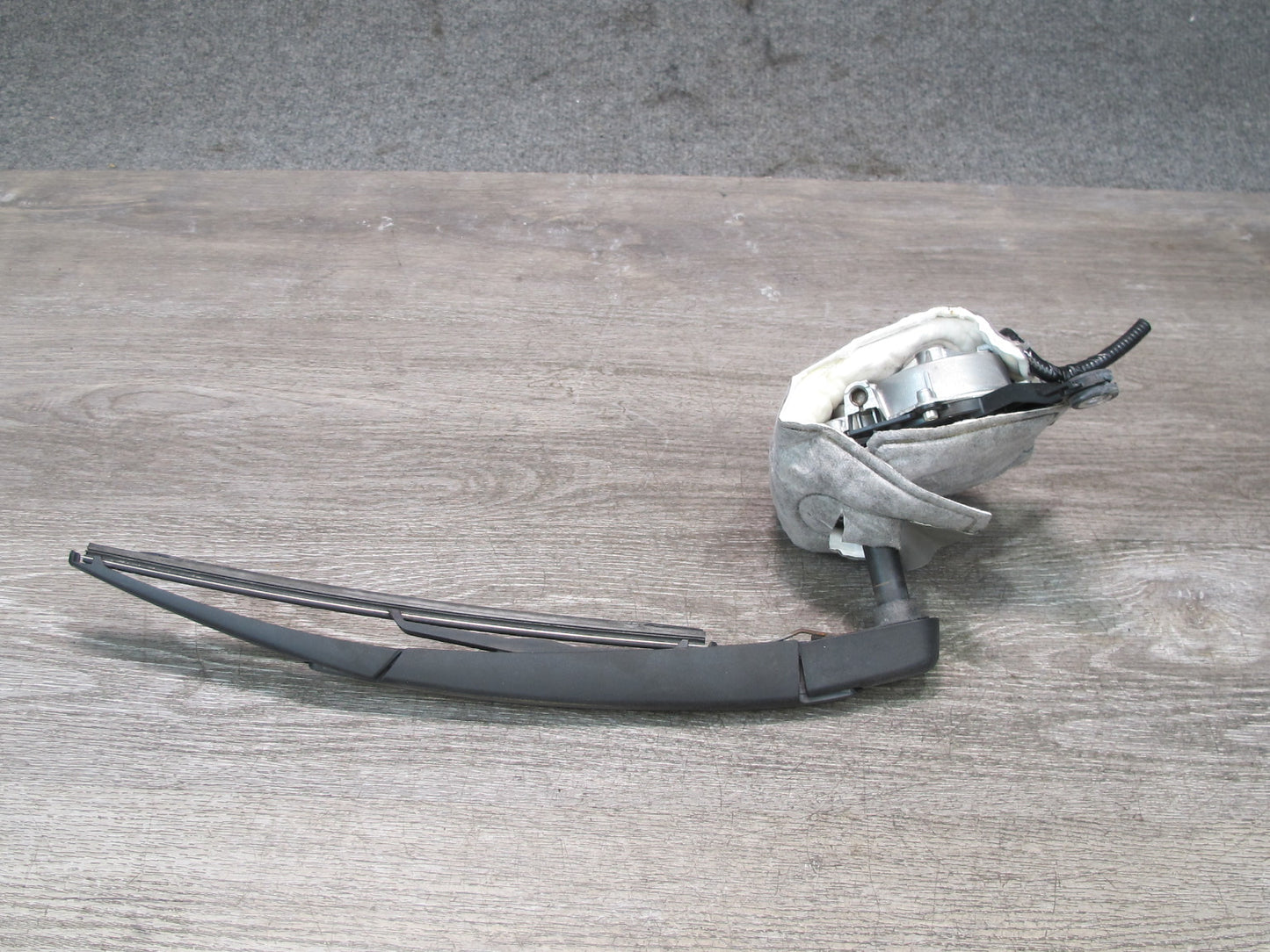 2013-2020 Infiniti JX35 QX60 Rear Trunk Lid Tailgate Liftgate Wiper Motor w Arm