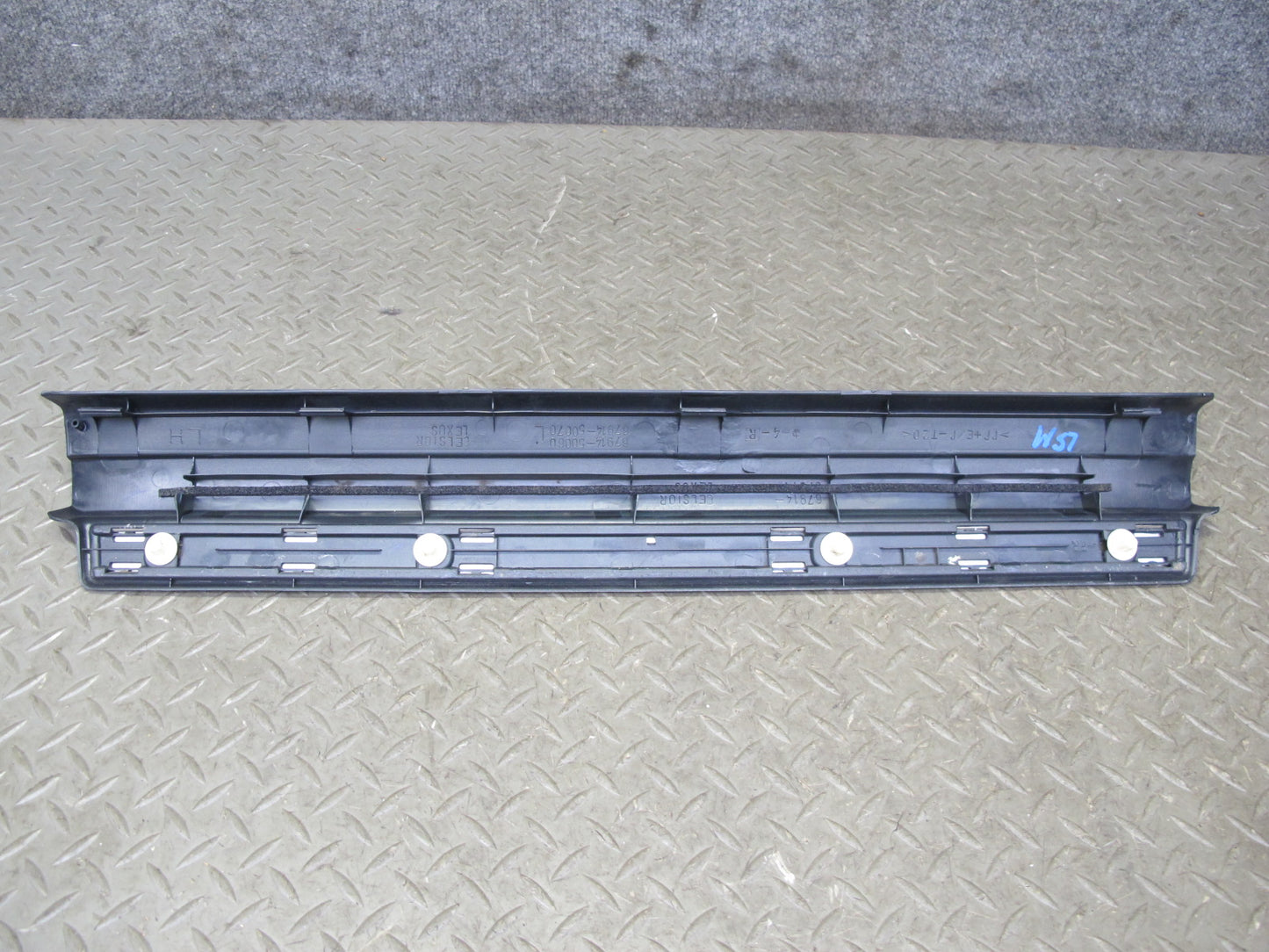 01-06 Lexus UCF30L LS430 Set of 2 Front Door Scuff Sill Plate Trim Panel OEM