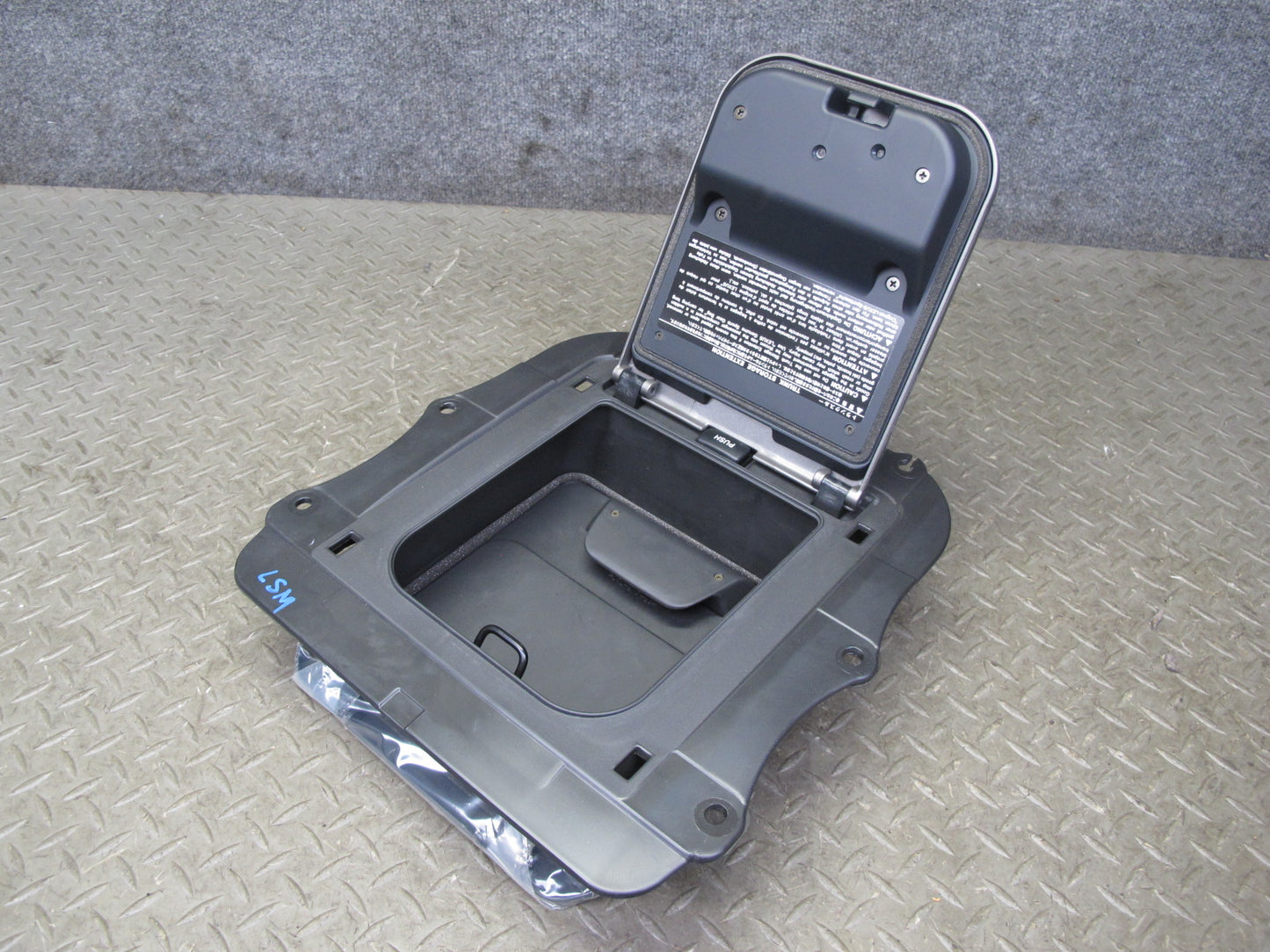 04-06 Lexus UCF30L LS430 Rear Seat Partition Trunk Storage Extension OEM