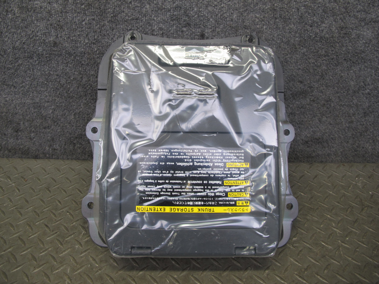 04-06 Lexus UCF30L LS430 Rear Seat Partition Trunk Storage Extension OEM
