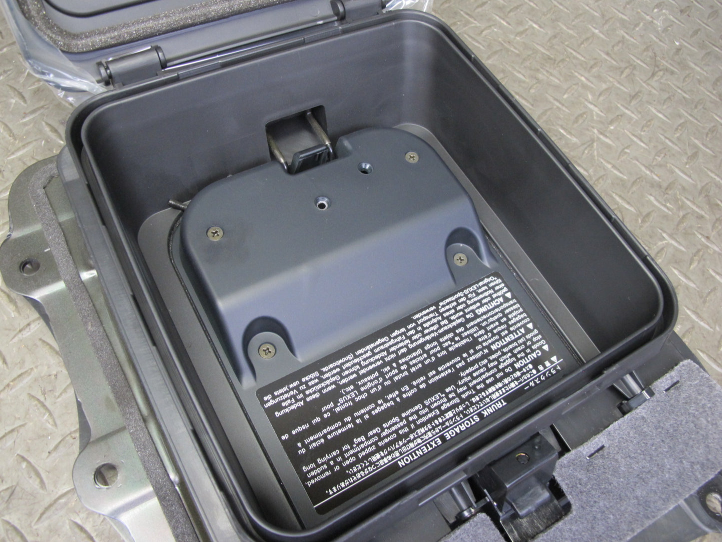 04-06 Lexus UCF30L LS430 Rear Seat Partition Trunk Storage Extension OEM