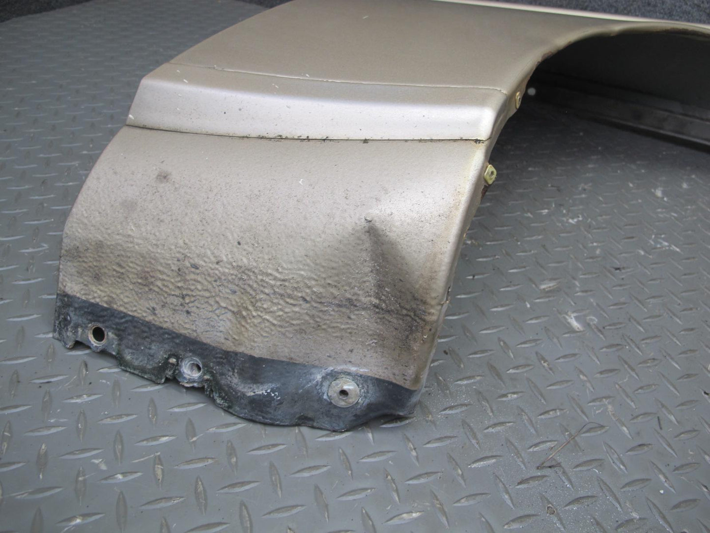 92-00 Lexus JZZ31L SC400 SC300 Front Right Fender Shell Cover Panel Beige Rolled