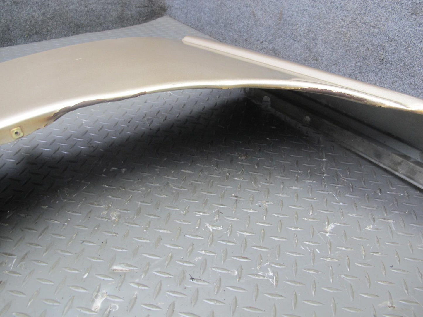 92-00 Lexus JZZ31L SC400 SC300 Front Right Fender Shell Cover Panel Beige Rolled