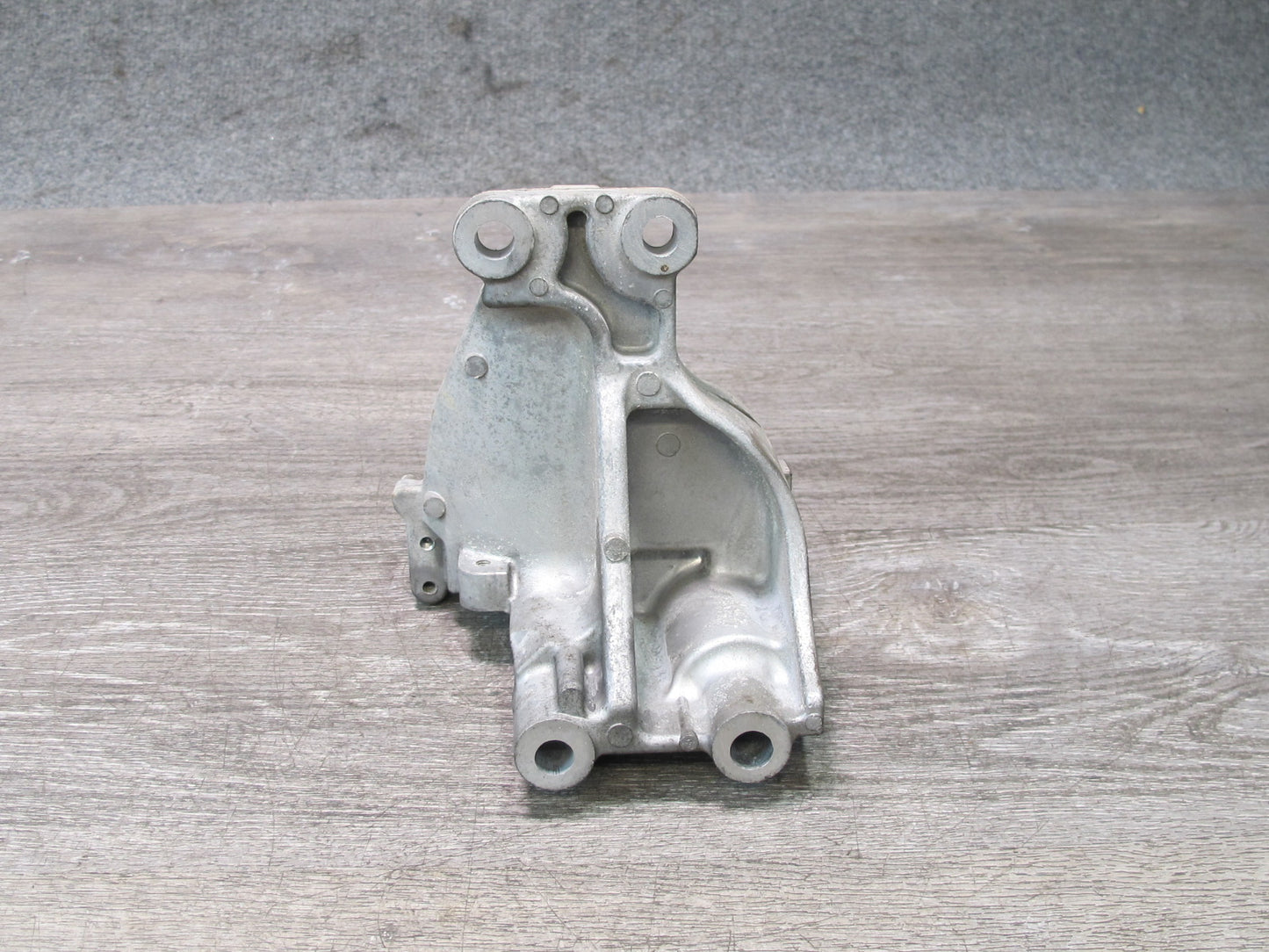 14-17 Infiniti QX60 2.5L Hybrid Engine Motor Right Mount Support