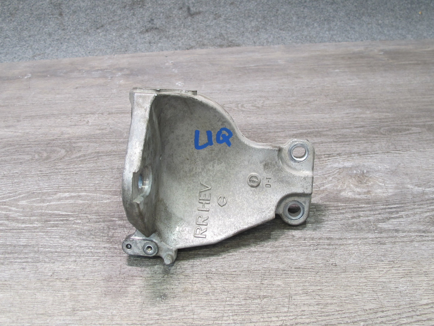 14-17 Infiniti QX60 2.5L Hybrid Engine Motor Right Mount Support