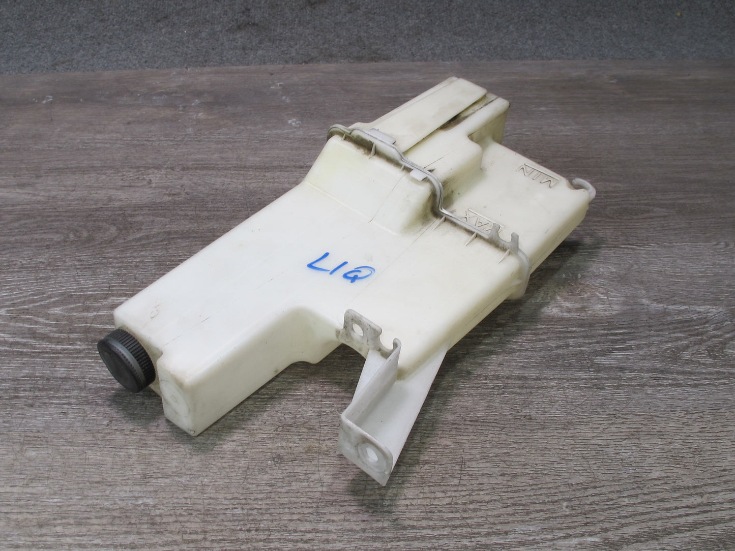 2013-2020 Infiniti JX35 QX60 Engine Coolant Expansion Overflow Reservoir Tank