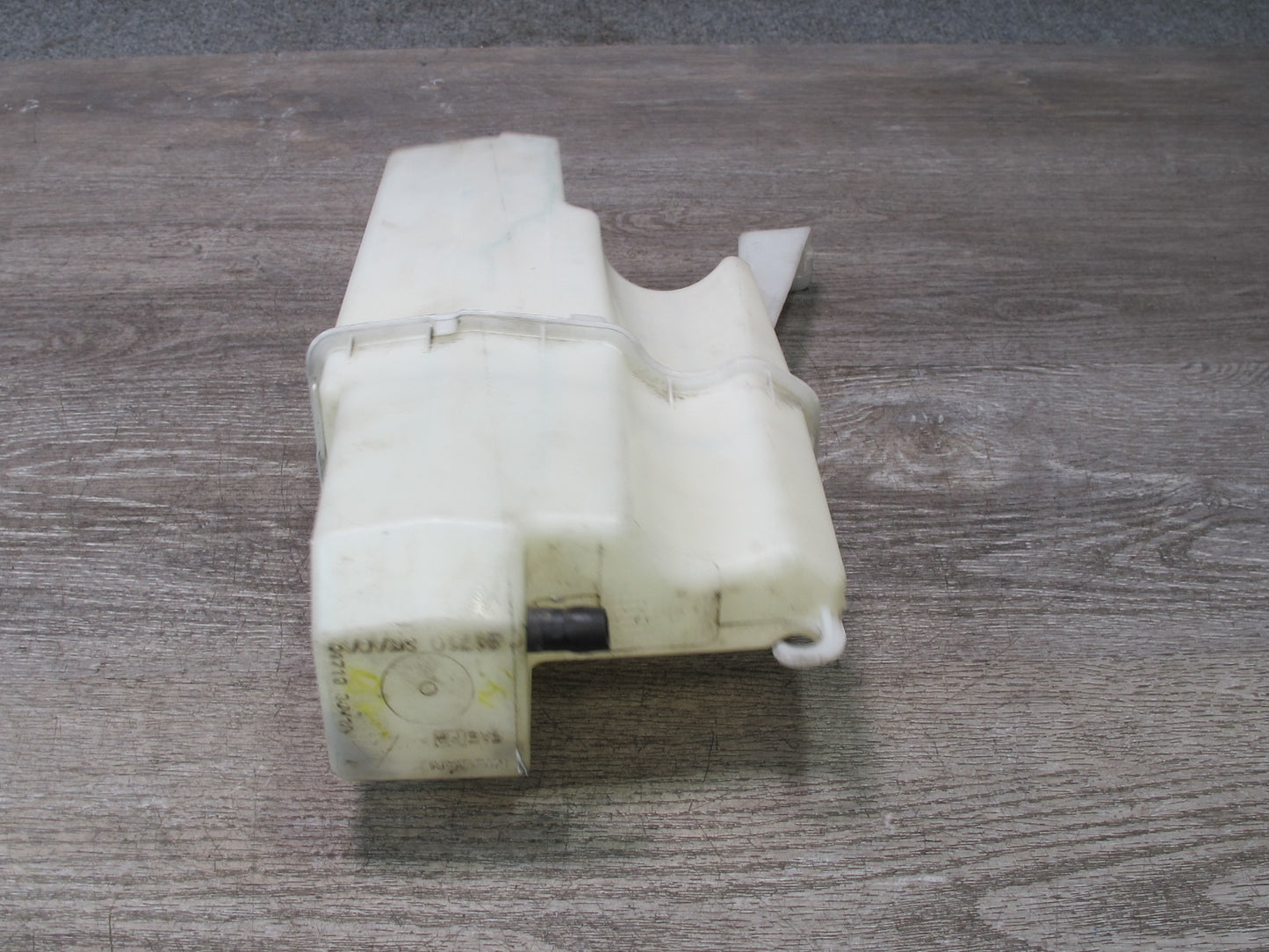 2013-2020 Infiniti JX35 QX60 Engine Coolant Expansion Overflow Reservoir Tank
