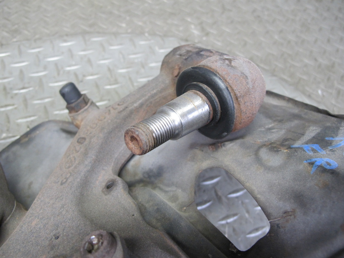 96-99 Mercedes W140 C140 RWD Front Right Spindle Knuckle Wheel Hub Bearing OEM