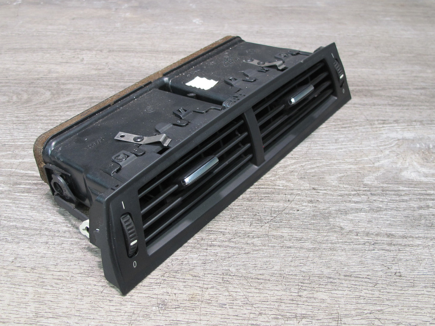 06-08 BMW E86 E85 Z4 Dash Center AC Heater Air Vent Black OEM