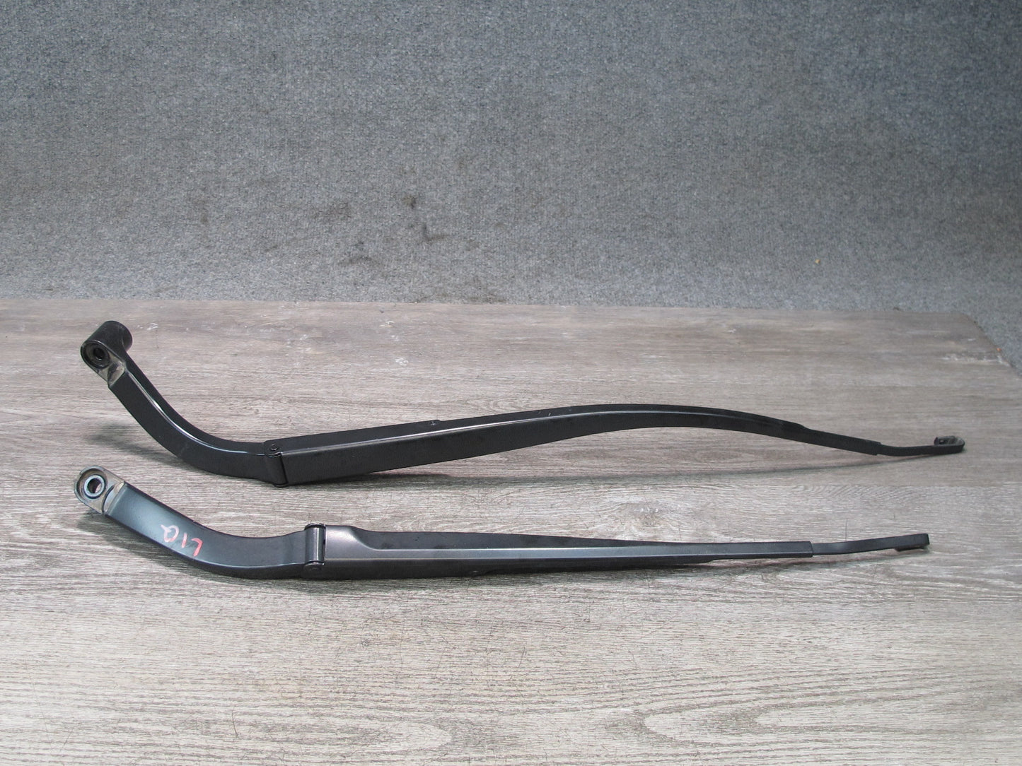 2014-2020 Infiniti QX60 Front Left & Right Wiper Arm Set of 2