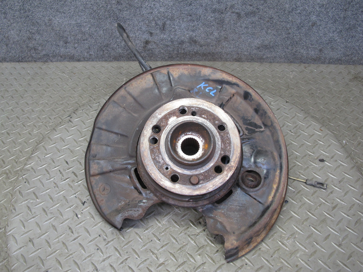 96-99 Mercedes W140 C140 RWD Rear Left Spindle Knuckle Wheel Hub Bearing OEM