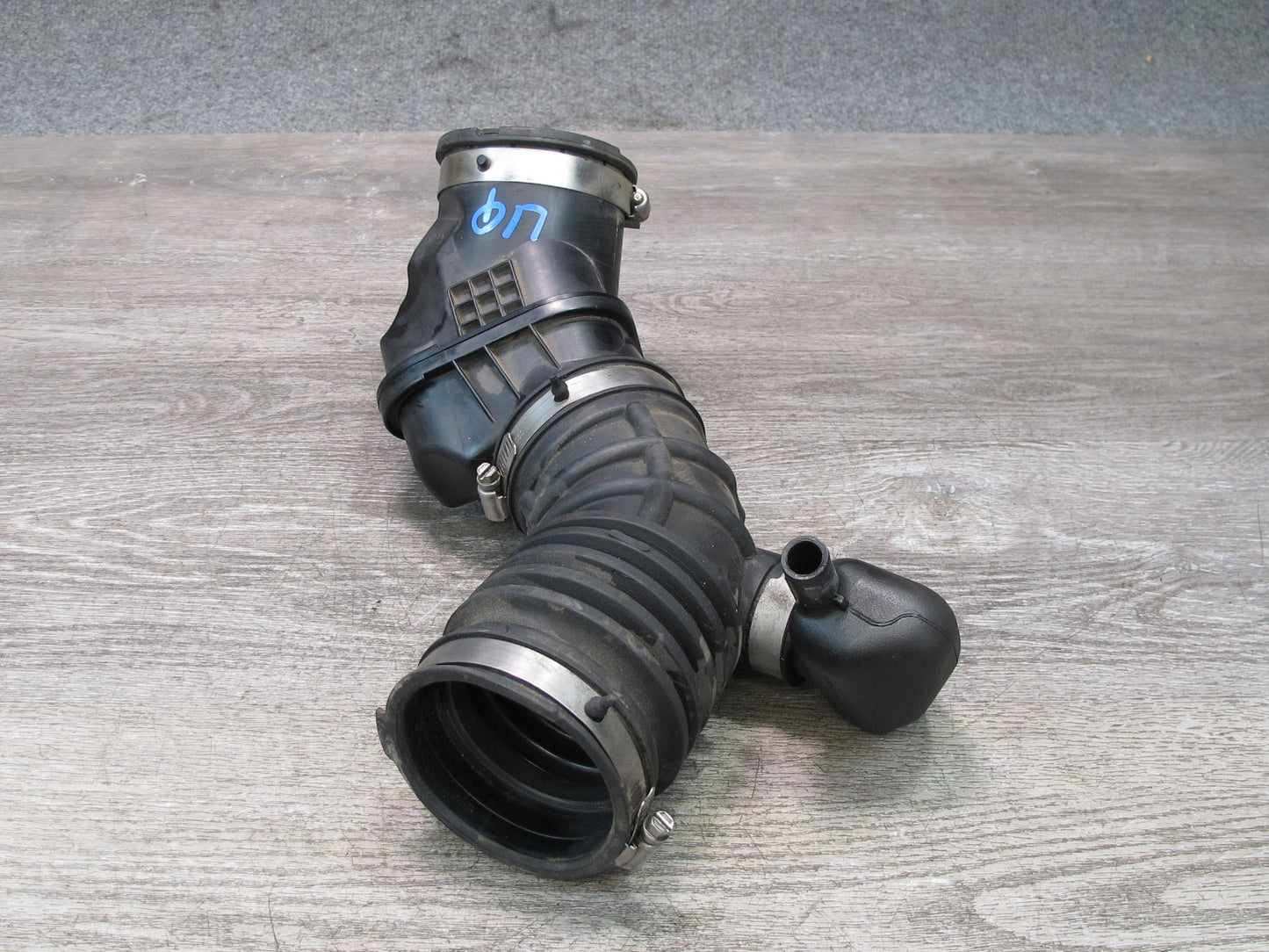 2014-2017 Infiniti QX60 2.5L Hybrid Air Intake Cleaner Duct Hose Resonator