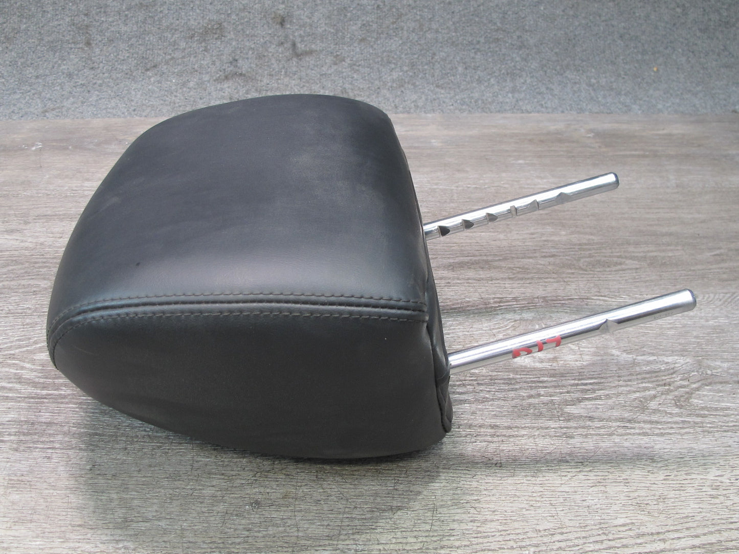 2014-2015 Infiniti QX60 Front Left & Right Leather Headrest Set of 2