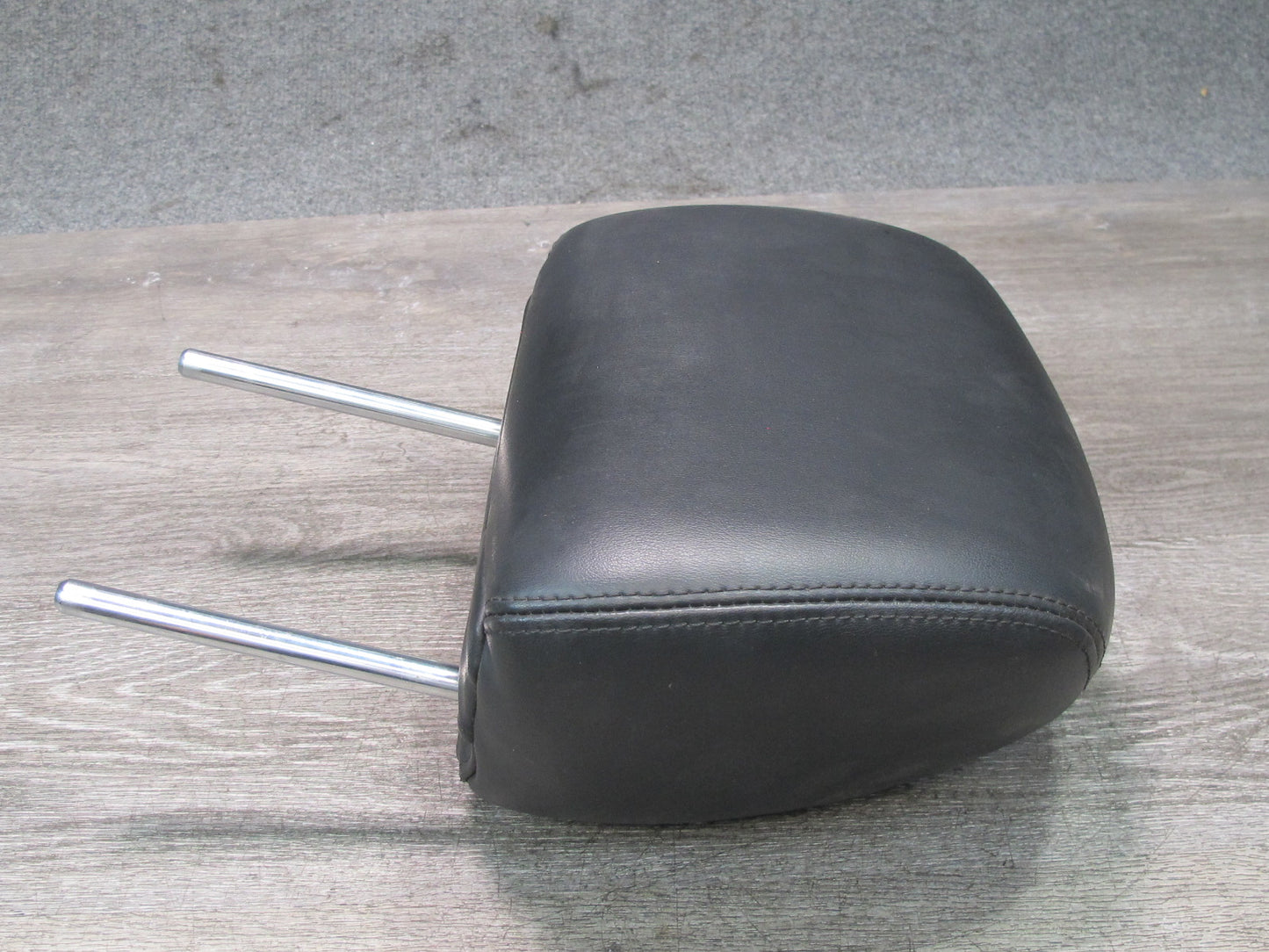 2014-2015 Infiniti QX60 Front Left & Right Leather Headrest Set of 2