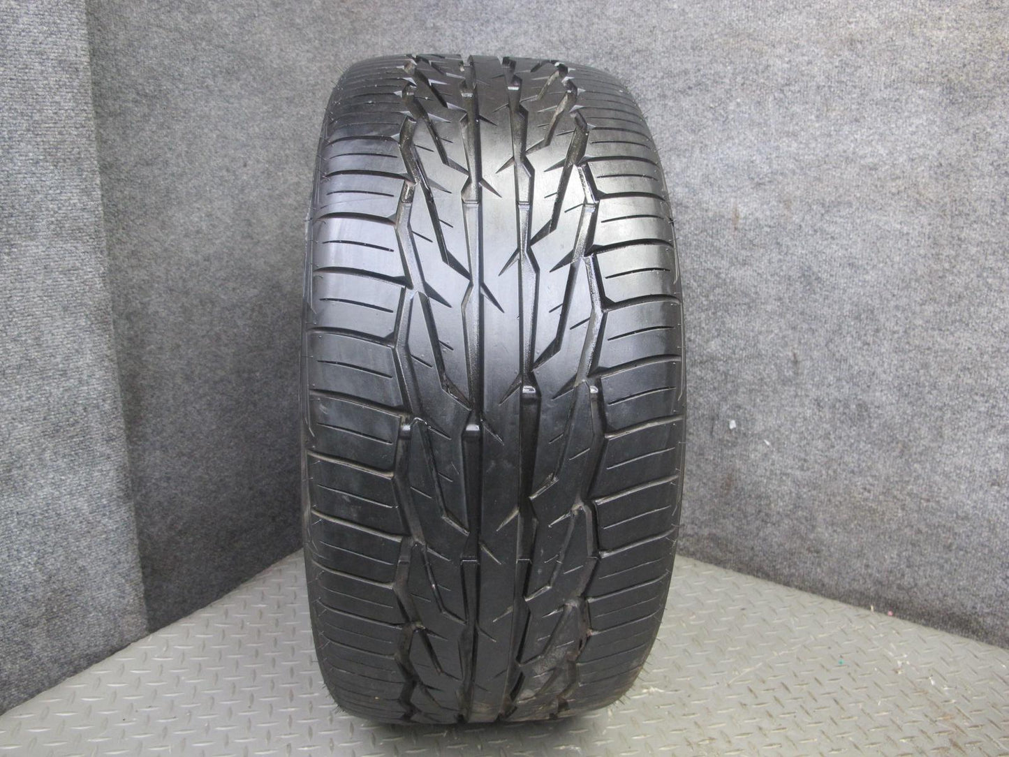Set of 2 Toyo Extensa HP II ALL Season Tire 275/40 R17 98W 4024 9/32 Tread
